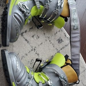 Scarpa Intuition T1 Ski Boots